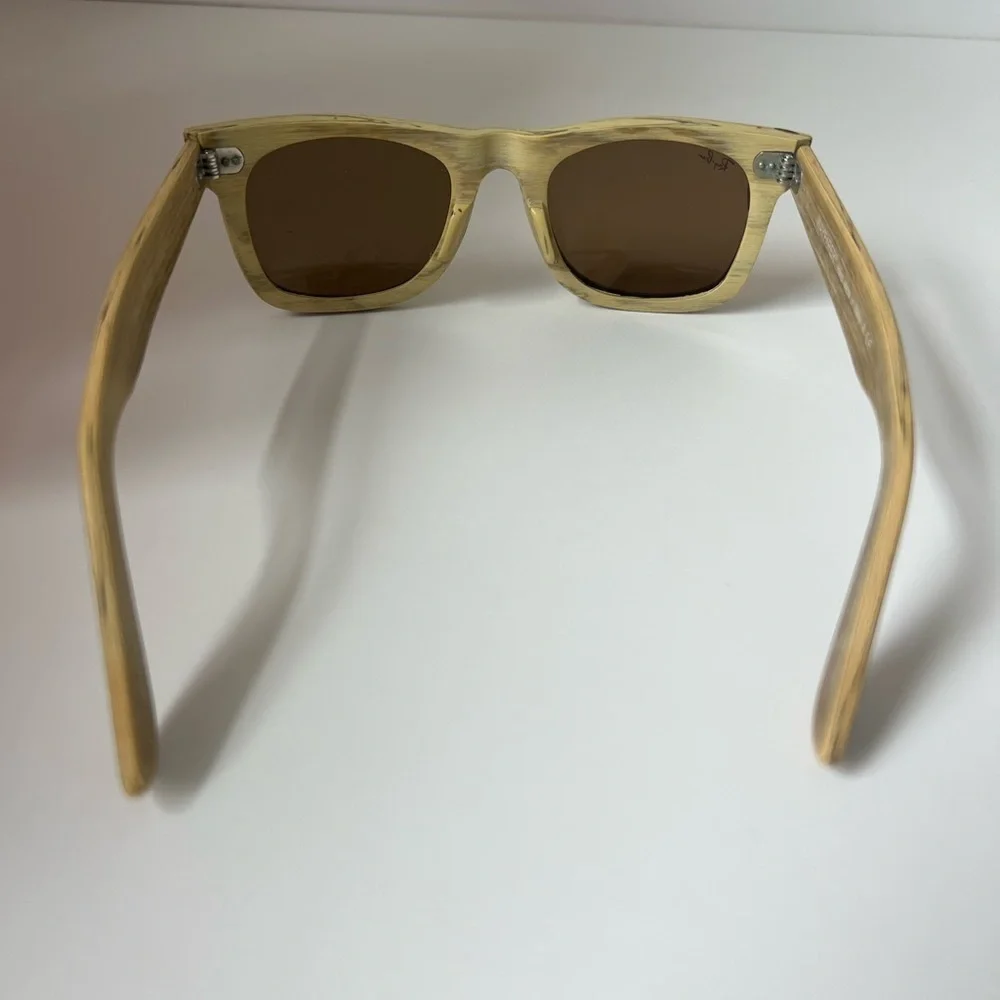 Ray-Ban Wayfarer Wooden Sunglasses. Excellent Condition